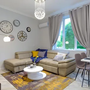  Apartment The Olive House